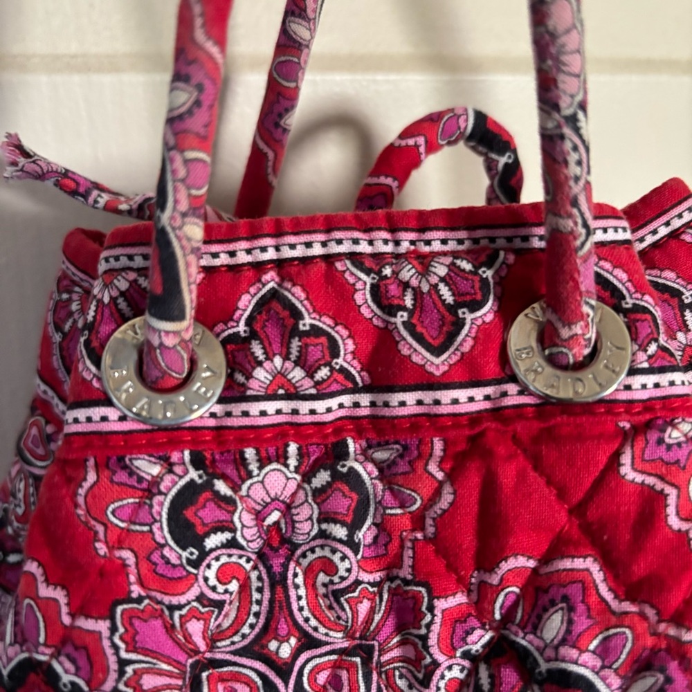 Vera Bradley retired “Frankly Scarlet” Back Pack - Picture 2 of 6